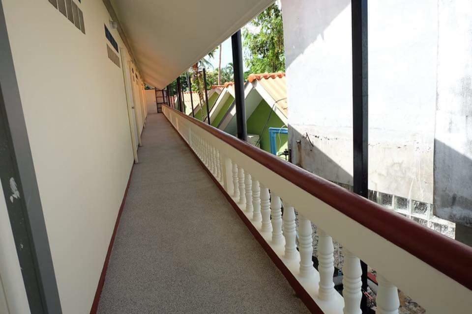 Family Guesthouse Chaweng 외부 사진